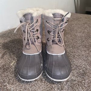 Winter boots
